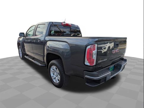 Certified 2016 GMC Canyon SLE w/ SLE Convenience Package image 6