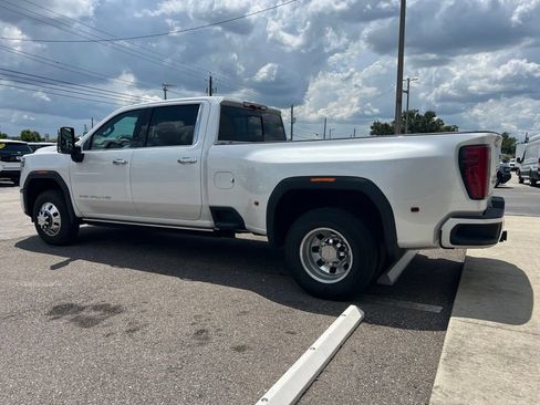 Used 2025 GMC Sierra 3500 Denali Ultimate AWD/4WD image 2