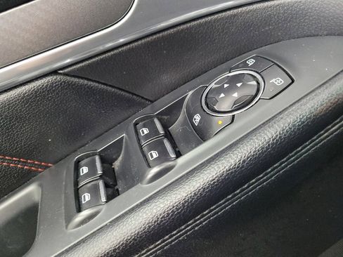 Used 2016 Ford Explorer Sport image 27