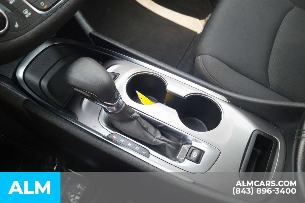 Used 2024 Chevrolet Malibu LT FWD image 27