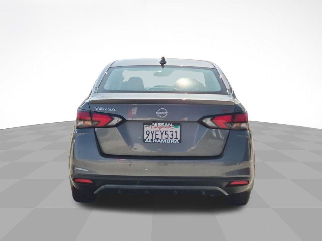 Certified 2025 Nissan Versa SR w/ Trunk Package FWD image 6