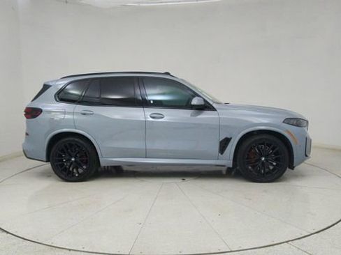 Used 2025 BMW X5 xDrive40i w/ M Sport Package image 68