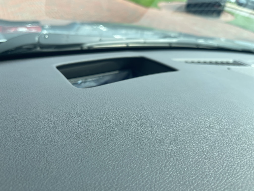 Used 2026 Cadillac XT5 Sportv w/ LPO, Floor Liner Package AWD/4WD image 22