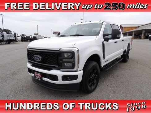Used 2024 Ford F250 XL w/ STX Appearance Package AWD/4WD image 1