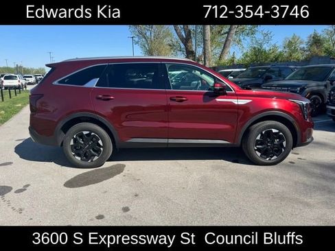 New 2025 Kia Sorento S AWD/4WD image 3