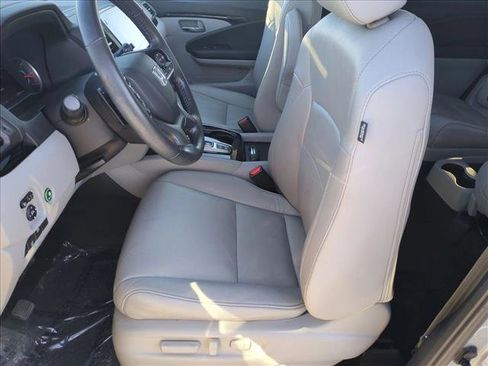 Used 2021 Honda Pilot Elite image 17