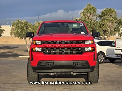 Used 2019 Chevrolet Silverado 1500 Custom w/ Custom Value Package image 7