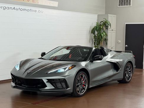 Used 2024 Chevrolet Corvette Stingray Preferred Conv w/ Z51 Performance Package RWD image 7