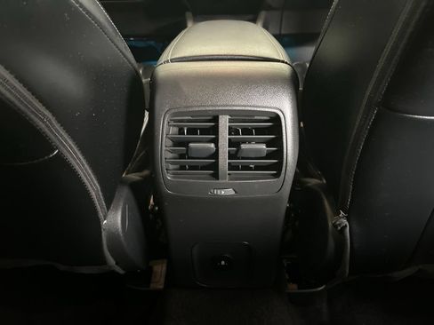 Used 2024 Ford Escape Platinum AWD/4WD image 25