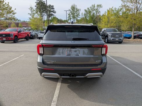 New 2026 Ford Explorer Platinum image 5