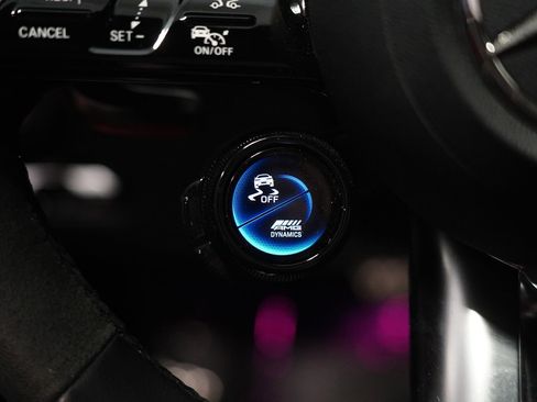 Used 2025 Mercedes-Benz C 43 AMG 4MATIC Sedan image 18