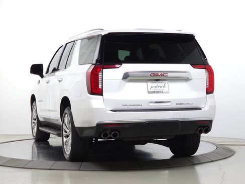 Used 2024 GMC Yukon Denali AWD/4WD image 5