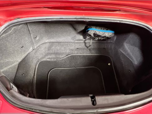 Used 2019 MAZDA MX-5 Miata Sport RWD image 23