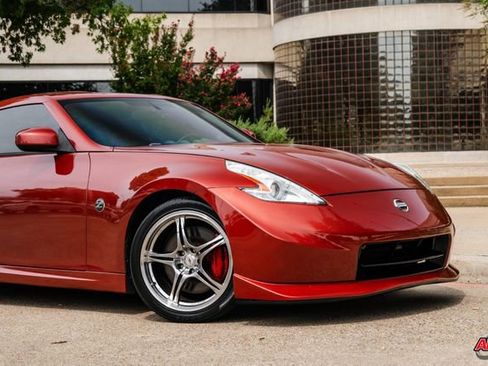 Used 2013 Nissan 370Z NISMO image 38