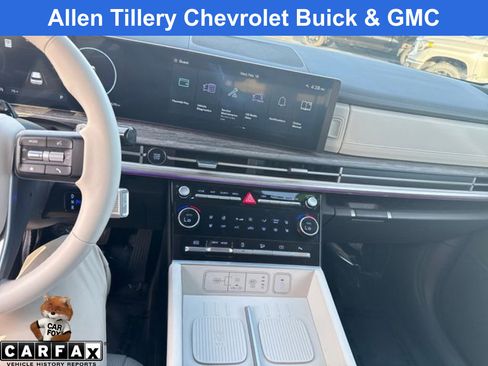 Used 2024 Hyundai Santa Fe Limited image 14