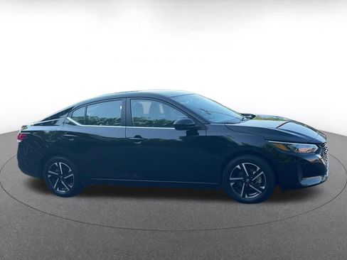 Used 2025 Nissan Sentra SV FWD image 16