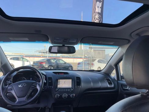 Used 2016 Kia Forte EX w/ EX Premium Package image 9