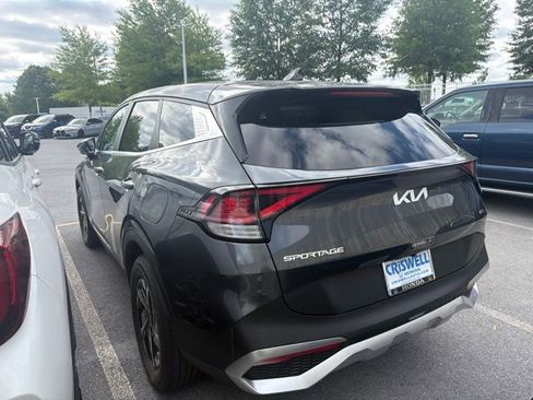 Used 2023 Kia Sportage LX AWD/4WD image 5