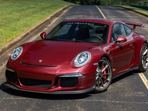 Used 2015 Porsche 911 GT3 RWD image 40