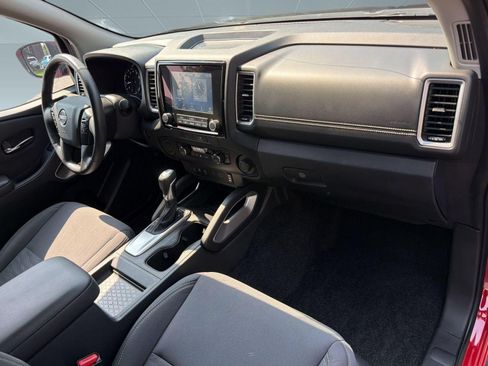 Used 2023 Nissan Frontier SV w/ Technology Package RWD image 30