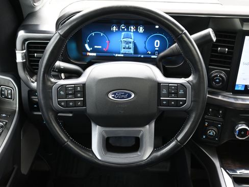 Used 2023 Ford F250 Lariat w/ Lariat Ultimate Package image 15