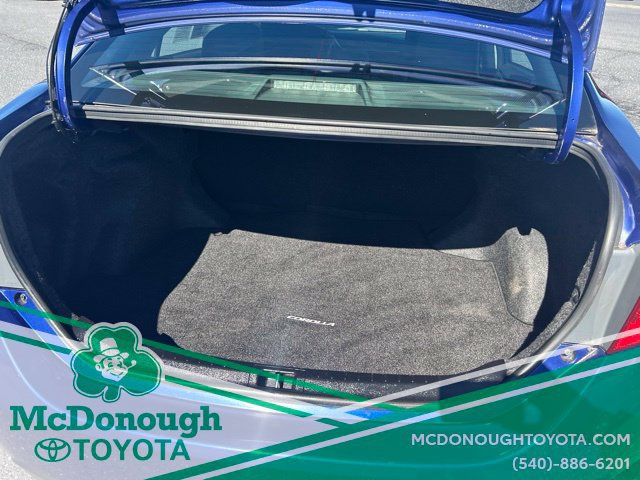 Used 2017 Toyota Corolla SE w/ Carpet Mat Package (TMS) FWD image 7