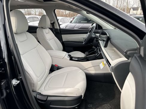 Used 2025 Hyundai Tucson SEL AWD/4WD image 29
