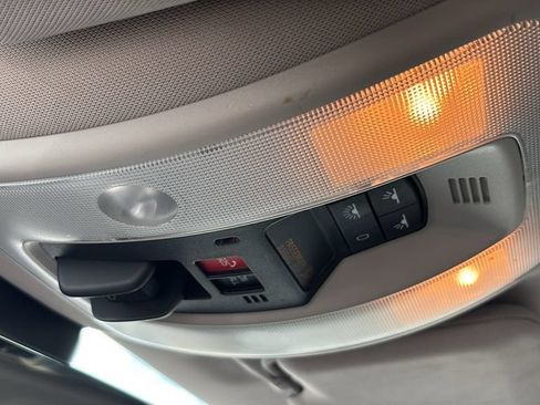 Used 2018 Volvo V60 T5 Dynamic FWD image 22