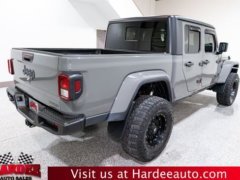 Used 2021 Jeep Gladiator Sport AWD/4WD image 5