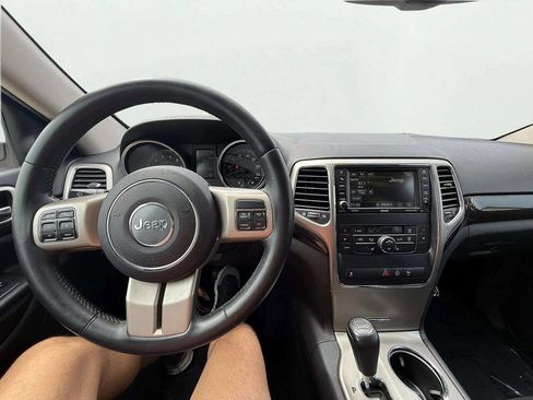 Used 2013 Jeep Grand Cherokee Laredo image 15