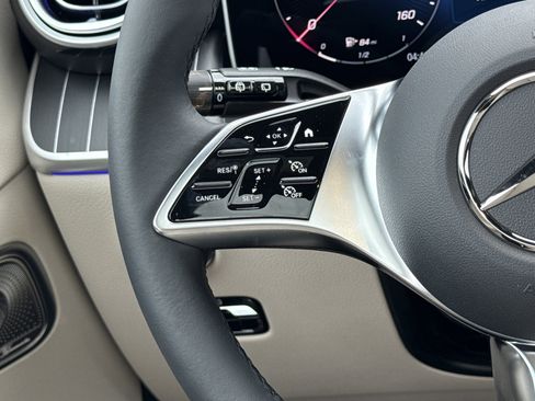 New 2026 Mercedes-Benz GLC 300 image 41