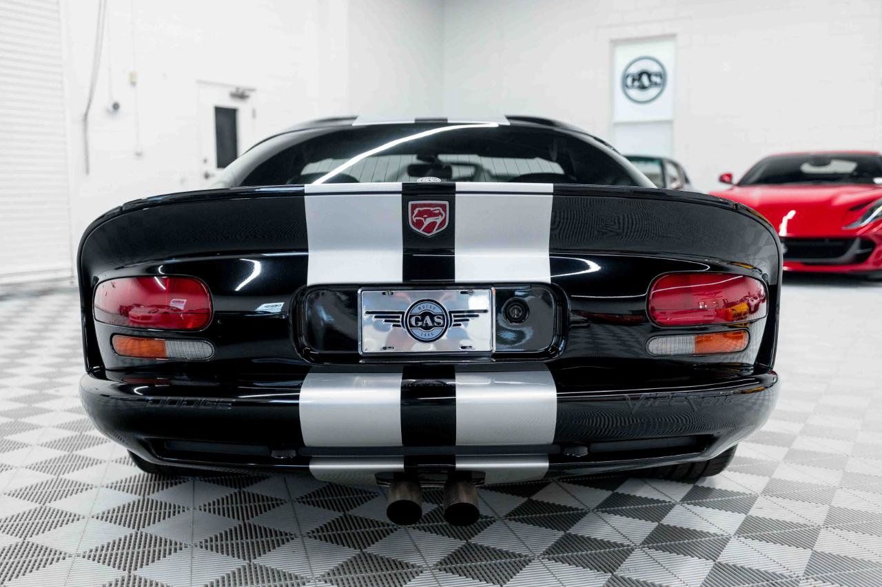 Used 2000 Dodge Viper GTS RWD image 8