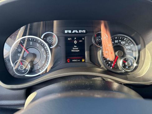 Used 2023 RAM 2500 Big Horn w/ Level 1 Equipment Group image 28