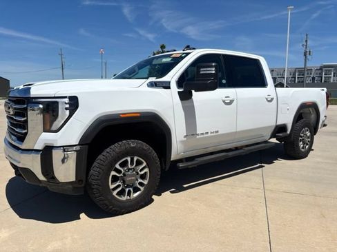 Used 2024 GMC Sierra 2500 SLE w/ SLE Convenience Package AWD/4WD image 39