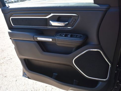 Used 2022 RAM 1500 Laramie image 41