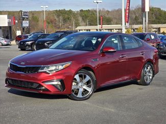 Used 2019 Kia Optima S w/ S Panoramic Sunroof Package video 2