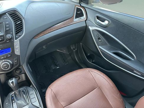 Used 2014 Hyundai Santa Fe Limited image 16