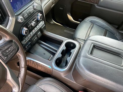 Used 2020 GMC Sierra 1500 Denali w/ Technology Package AWD/4WD image 27