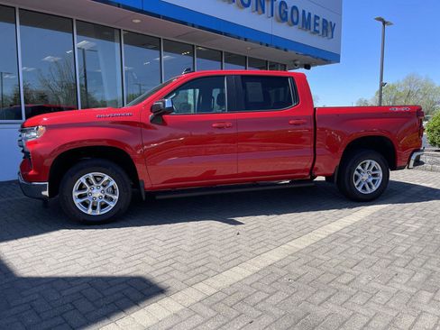 Used 2025 Chevrolet Silverado 1500 LT w/ LPO, Liner Protection Package AWD/4WD image 2
