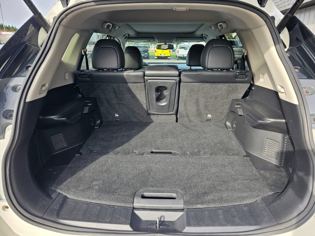 Used 2015 Nissan Rogue SL AWD/4WD image 17