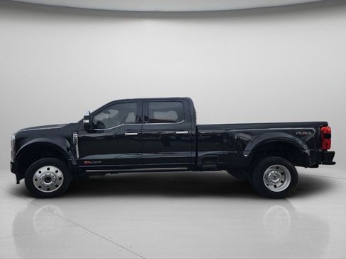 Certified 2024 Ford F450 Limited image 24