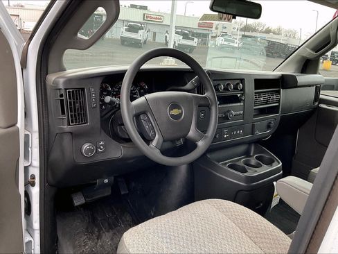 New 2025 Chevrolet Express 3500 1WT w/ Power Convenience Package image 7