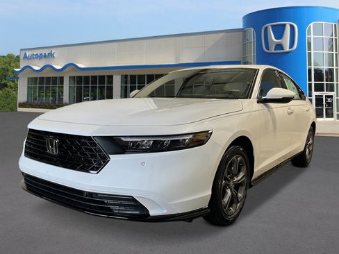 New 2026 Honda Accord EX-L image 1