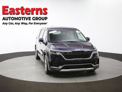 Used 2024 Kia Carnival LX FWD image 53