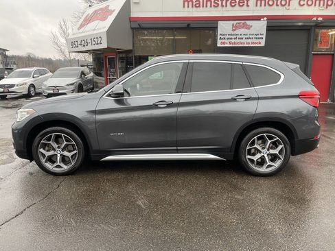Used 2016 BMW X1 xDrive28i image 4