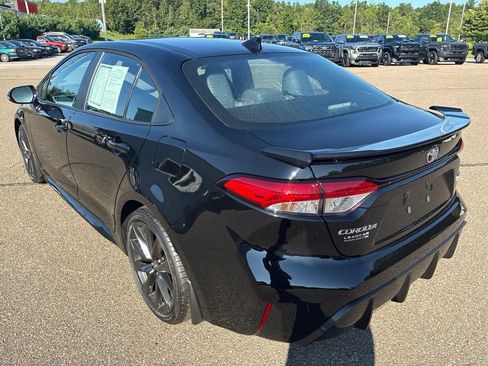 Certified 2026 Toyota Corolla SE w/ SE Package FWD image 4