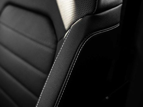 New 2026 Volkswagen Atlas Cross Sport SEL R-Line image 26