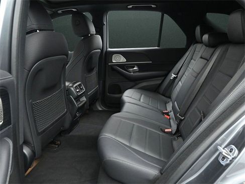 Used 2023 Mercedes-Benz GLE 450 4MATIC w/ AMG Line Exterior image 14