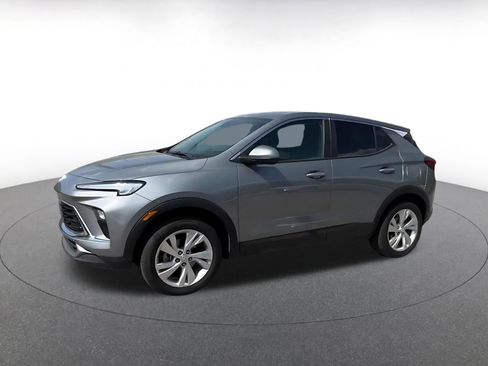 Used 2025 Buick Encore GX Preferred AWD/4WD image 8