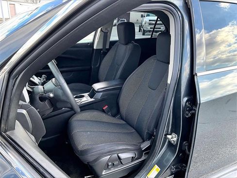 Used 2017 Chevrolet Equinox LT w/ LPO, Protection Package image 10